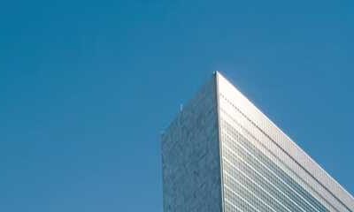 Un rapporto delle Nazioni Unite rileva lacune nell’uso e negli atteggiamenti globali nei confronti dell’intelligenza artificiale