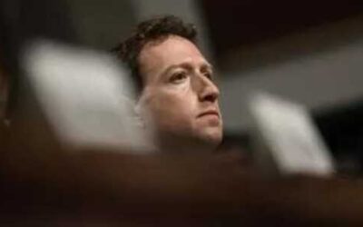 Cambridge Analytica, Zuckerberg patteggia con gli azionisti per evitare il processo